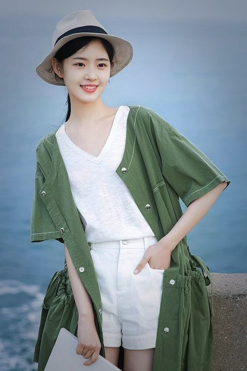 Jiu You-黎巴嫩女篮在西亚锦标赛中崭露头角，勇夺佳绩，黎巴嫩男篮亚洲杯